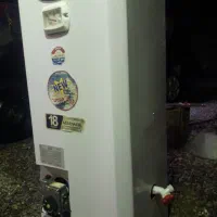 ابگرمکن دیواری مخزن دار|آبگرمکن، پکیج، شوفاژ|کرمان, |دیوار