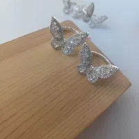 انگشتر پروانه