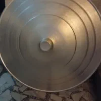 دیگ بزرگ روی سالم وتمیز|ظروف پخت‌وپز|قائم‌شهر, |دیوار