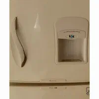 یخچال دو. در سالم