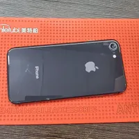 اپل iPhone 8 با حافظهٔ ۶۴ گیگابایت