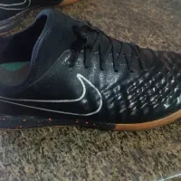 کفش سالنیMagistax