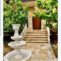 ویلایی-سه-طبقه-فـول-بازسازی-تاپ-لوکیشن