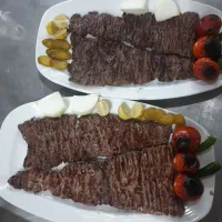 به یک سالن کار اقا جهت کار در رستوران