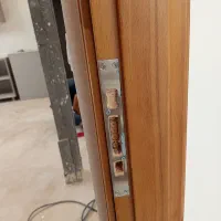 تعمیر ساخت نصب ریگلاژ انواع درب چوبی و ضد سرقت|خدمات پیشه و مهارت|کاشان, دانش|دیوار