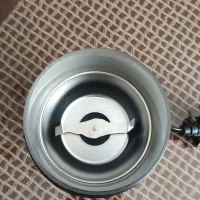 اسیاب  قهوه برند دلونگی اصل میباشد|خردکن، آسیاب، غذاساز|تهران, افسریه شمالی|دیوار