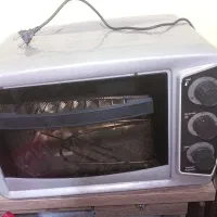 یک عدد توستر نو با قیمت مناسب