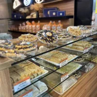 استخدام فروشنده خانم ...غرفه نان هایپر احمدی|استخدام بازاریابی و فروش|رشت, پیرکلاچای|دیوار