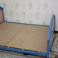 تخت خواب دو نفره و میز آرایش کمد ۳ کشو|تخت و سرویس خواب|اهواز, زیتون کارمندی|دیوار