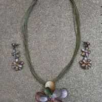 گردنبند وگوشواره لاکچری