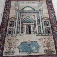 قالیچه کارکرده قدیمی