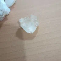 مقدار زیادی سنگ کوارتز و کوارتز صورتی و شجر|جواهرات|قم, صفاشهر|دیوار