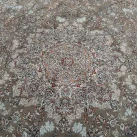 دو عدد فرش ۶ متری