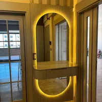 آینه قدی . آینه دفرمه . کنسول دیواری