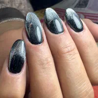 خدمات و اموزش حرفه ای ناخن با تخفیف ویژه