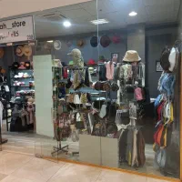 فروشنده خانم