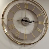 ساعت دیواری