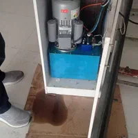 یک عدد بالابر مغازه تک فاز 200کیلویی