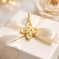 خرید اقساطی آویز گردنبند زنانه - طراحی ظریف و زیبا