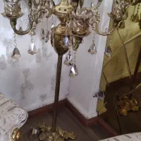 چراغ پایه دار