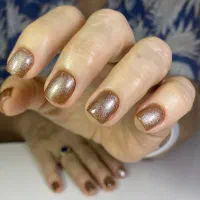 خدمات کاشت ناخن|خدمات آرایشگری و زیبایی|یزد, |دیوار