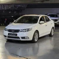 کیا سراتو آپشنال مدل ۹۶ ۲ لکه رنگ