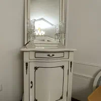 آینه و کنسول