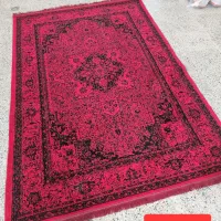 فرش لاکی و قرمز  پاتریس کاشان