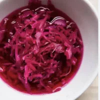 انواع ترشی و غذا نیمه آماده موجود می‌باشد