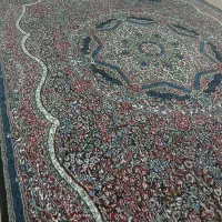 فرش ۹ متری ۵۰۰ شانه کاملا سالم و تمیز