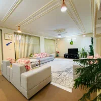 فروش ویلایی واقع در خیابان مدرس|فروش خانه و ویلا|آباده, |دیوار