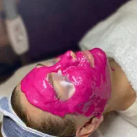 تخفیف پاکسازی پوست ویژه بانوان|خدمات آرایشگری و زیبایی|رشت, صفاری|دیوار