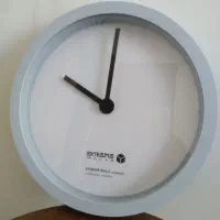 ساعت دیواری