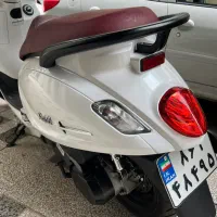 فیدل ۴سفید۱۴۰۴ معاوضه با خودرو مابقی سر میدم