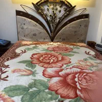 تخت دو نفره و پا تختی و دراور|تخت و سرویس خواب|مشهد, شهرک لشکر (شهرک غرب)|دیوار