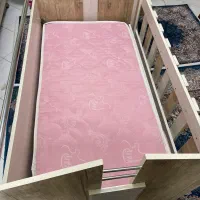 تخت کودک و نوجوان
