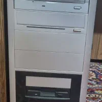 کیس و مانیتور