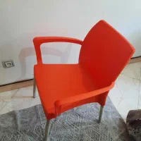صندلی پلاستیکی ناصرپلاستیک نارنجی دست دوم در حد نو|صندلی و نیمکت|آمل, |دیوار