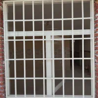 رنگ آمیزی دروپنجره فلزی نقاشی ساختمان ودرهای آهنی|خدمات پیشه و مهارت|کرمان, |دیوار