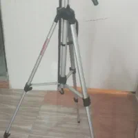 پایه دوربین عکاسی