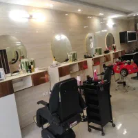 استخدام آرایشگر