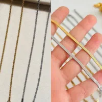 دستبند ماری و خاویاری با تخفیف  رنگ طلایی موجود