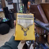 کالیمبا لاوین|سازهای سنتی|اصفهان, ارزنان|دیوار