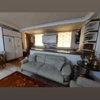 میدان لاله آپارتمان ۹۴ متری