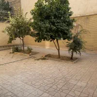 رهن و اجاره آپارتمان ۱۳۰ متری با حیاط اختصاصی|اجارهٔ آپارتمان|اصفهان, بهارستان (مخابرات)|دیوار