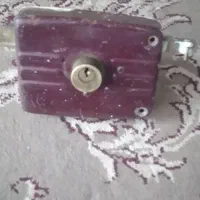 قفل درب حیاط