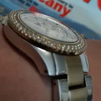 ساعت نگین سواروسکی فسیل امریکا شناسنامه دار|ساعت|تهران, قیطریه|دیوار