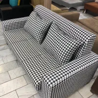 خانم خدمتکار