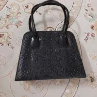 کیف مجلسی ورنی|کیف، کفش، کمربند|اندیشه, اندیشه فاز ۲|دیوار