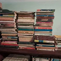 ۲۱۱چلد کتاب ادبی شعر و تاریخی